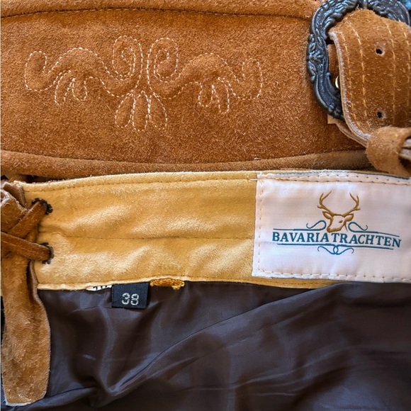 Brown Suede Lederhosen with Suspenders - Picture 3 of 9